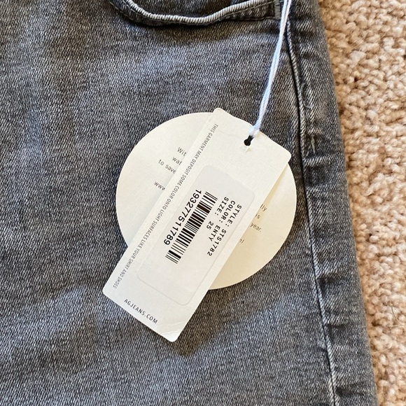 AG The Isabelle High-Rise Button-Fly Slim Jeans - Picture 10 of 11